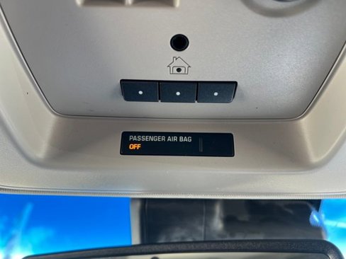 Used 2018 Chevrolet Tahoe Premier image 37
