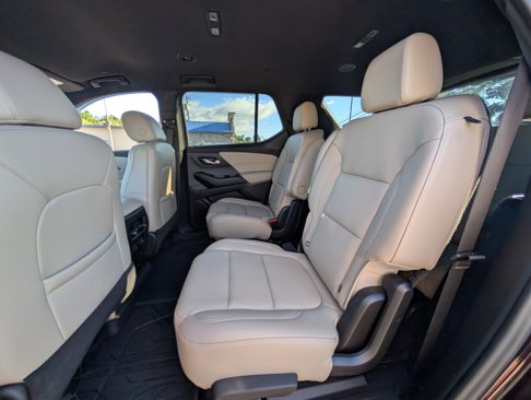 Used 2022 Chevrolet Traverse LT w/ LT Premium Package image 39