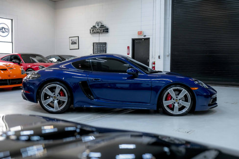 Used 2021 Porsche 718 Cayman GT4 image 6