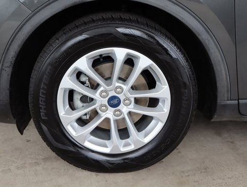 Used 2020 Ford Escape SE image 11