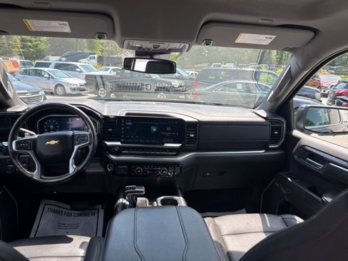 Used 2023 Chevrolet Silverado 1500 LTZ image 13