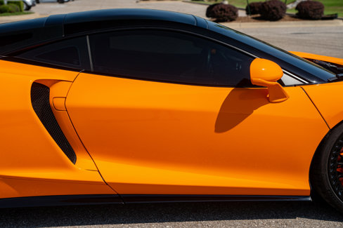 Used 2021 McLaren GT image 15