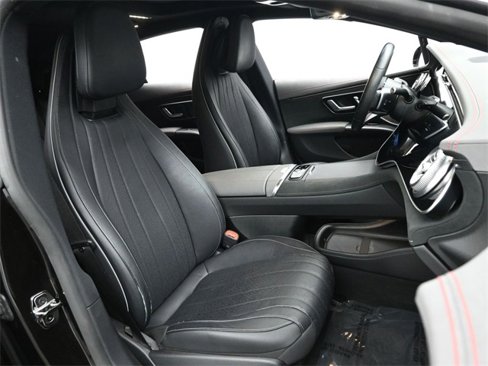 Used 2022 Mercedes-Benz EQS 580 4MATIC Sedan image 22