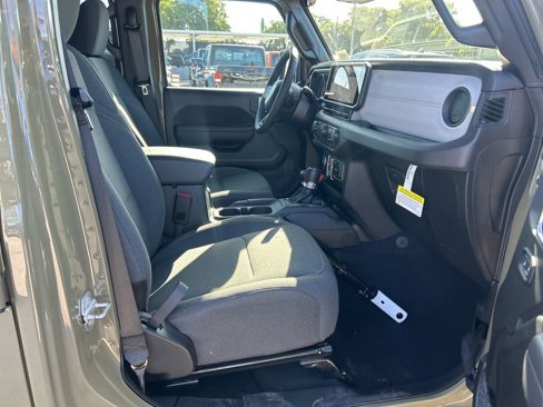 New 2025 Jeep Wrangler Sport S image 24