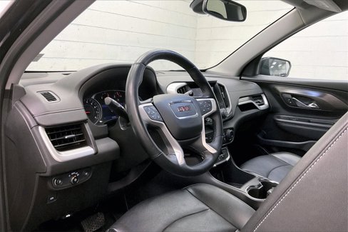 Used 2023 GMC Terrain SLT image 12