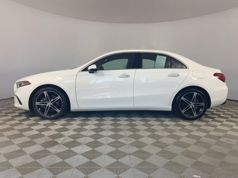 Used 2022 Mercedes-Benz A 220 4MATIC image 4