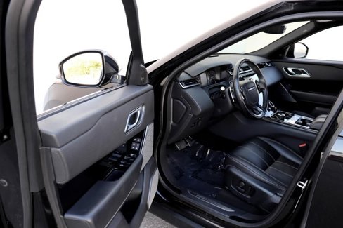 Used 2020 Land Rover Range Rover Velar R-Dynamic S image 2