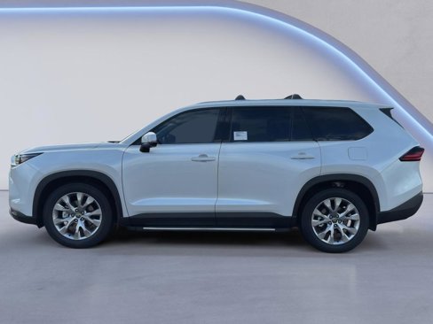 New 2026 Toyota Grand Highlander Limited image 8