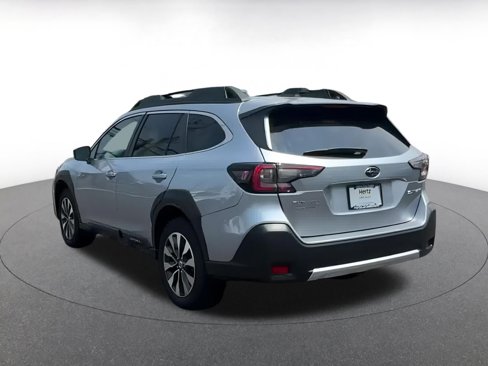 Used 2024 Subaru Outback Limited image 11