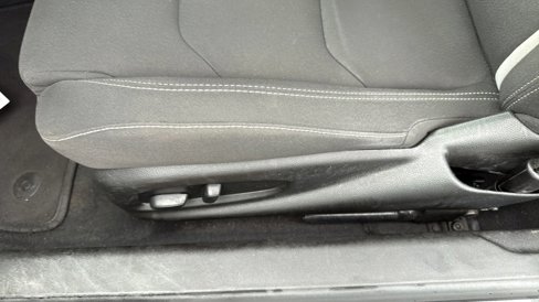 Used 2023 Chevrolet Camaro LT image 9