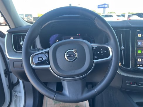 Certified 2025 Volvo XC60 B5 Plus image 16