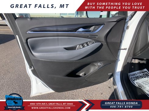 Used 2024 Buick Enclave Premium image 13