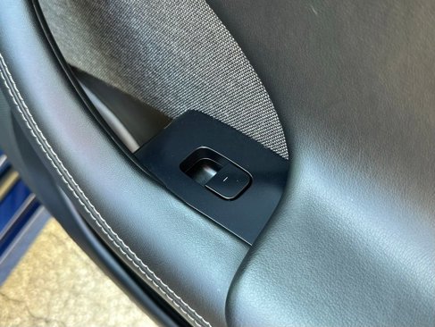 Used 2023 Tesla Model S Plaid image 31
