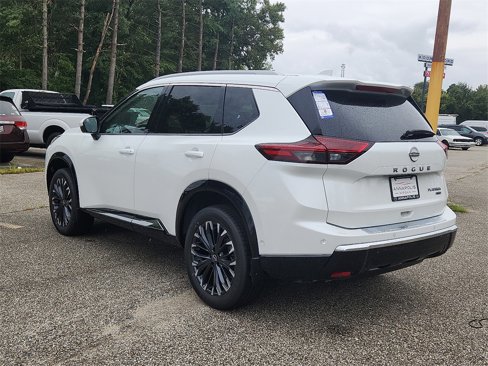 New 2026 Nissan Rogue Platinum image 3