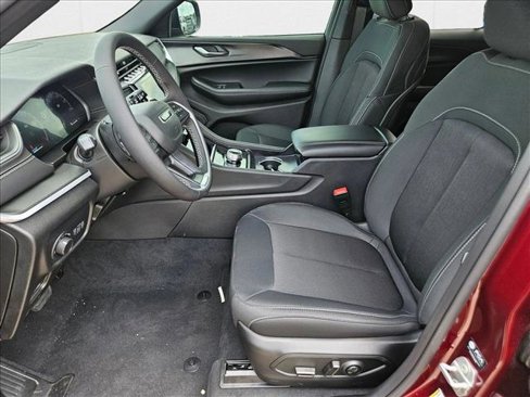 New 2025 Jeep Grand Cherokee Laredo X image 14
