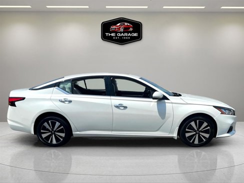 Used 2020 Nissan Altima 2.5 SV image 6