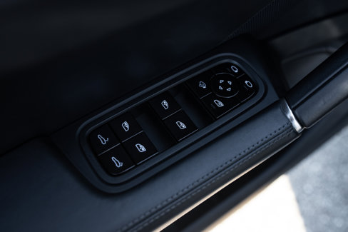 Used 2021 Porsche Cayenne GTS image 44