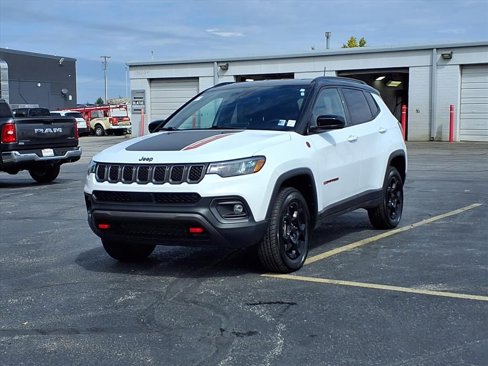 Certified 2023 Jeep Compass Trailhawk image 2