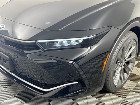 New 2026 Toyota Crown Limited image 2