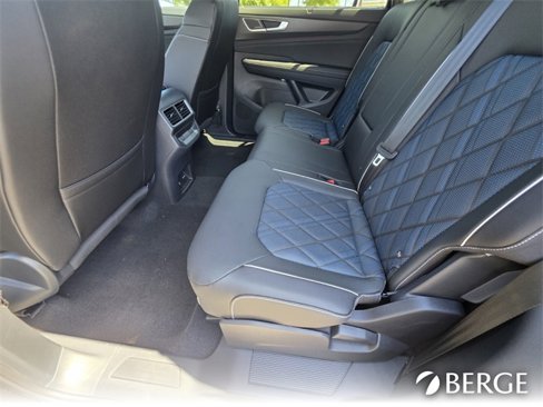 New 2025 Volkswagen Atlas Cross Sport SEL Premium R-Line image 22