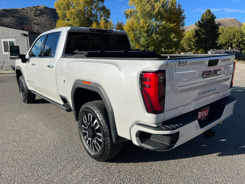 Used 2024 GMC Sierra 3500 Denali Ultimate image 3