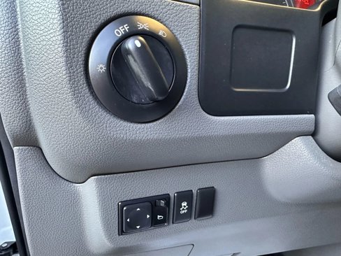 Used 2018 Nissan NV 1500 SV w/ Navigation Package image 28