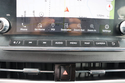 Used 2024 Mitsubishi Outlander 4WD Plug-In Hybrid image 37