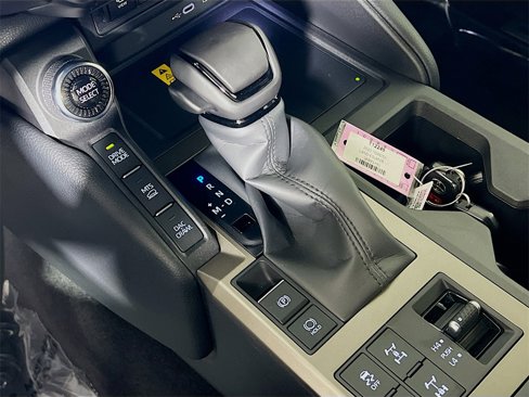 Certified 2025 Toyota Land Cruiser image 16
