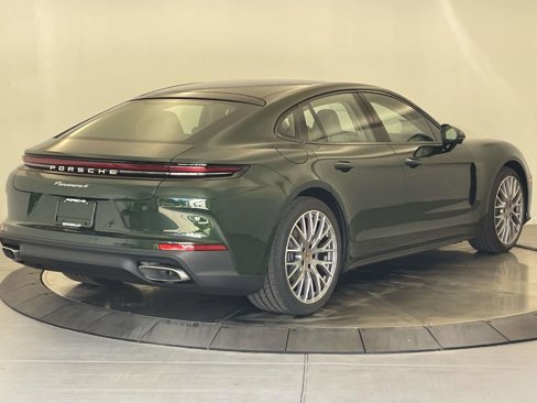 New 2025 Porsche Panamera image 7