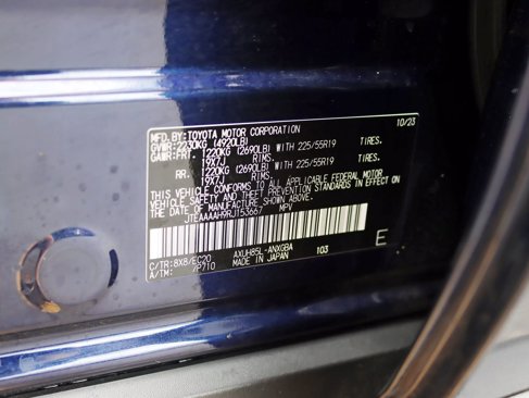 Used 2024 Toyota Venza XLE image 37
