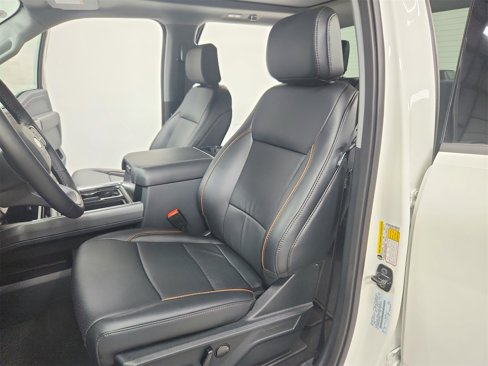 New 2025 Ford F250 Lariat w/ Black Appearance Package image 19