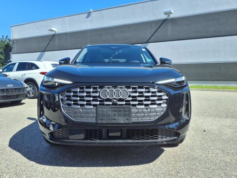New 2025 Audi Q5 Premium Plus image 2
