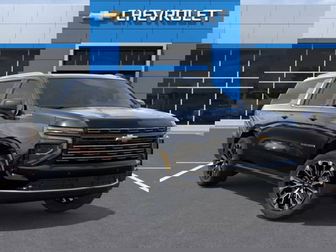 New 2026 Chevrolet Suburban High Country image 6