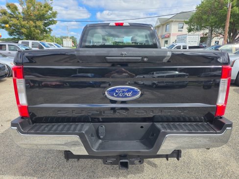 Used 2019 Ford F250 XL w/ STX Appearance Package image 7