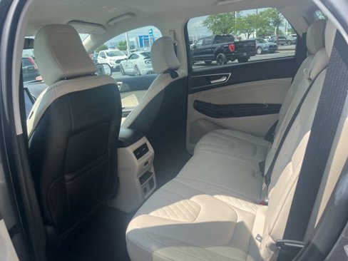 Used 2024 Ford Edge Titanium w/ Titanium Elite Package image 15