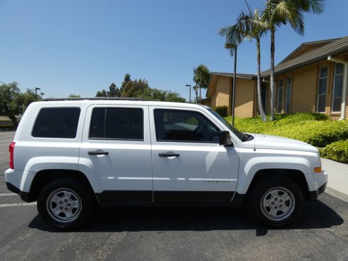 Used 2016 Jeep Patriot Sport image 7