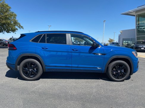 New 2026 Volkswagen Atlas Cross Sport SEL R-Line image 8