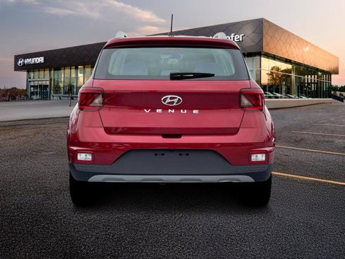 New 2025 Hyundai Venue SEL image 6