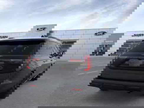 New 2025 Ford Expedition Max Platinum image 8