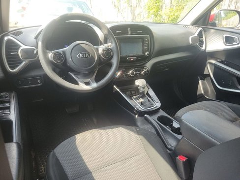 Used 2021 Kia Soul LX image 5