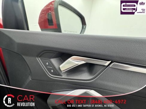 Used 2024 Audi Q3 2.0T Premium image 56