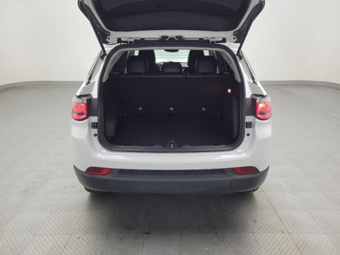 Used 2022 Jeep Compass Latitude w/ Sun and Sound Group image 29