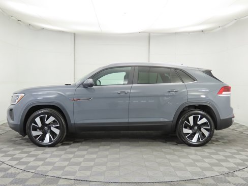 New 2026 Volkswagen Atlas Cross Sport SE image 8