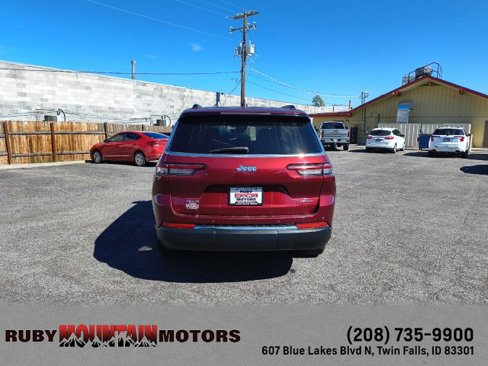 Used 2023 Jeep Grand Cherokee L Laredo image 6