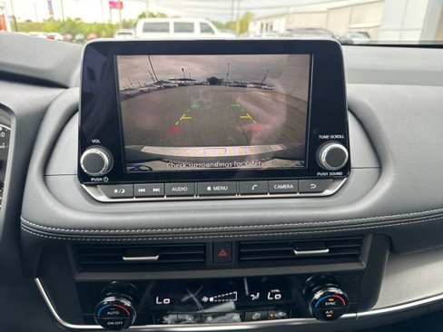 New 2026 Nissan Rogue SV image 23