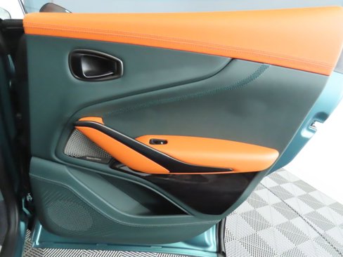 Used 2025 Aston Martin DBX 707 image 28