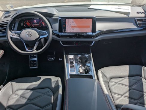 New 2025 Volkswagen Atlas Peak Edition SE image 22