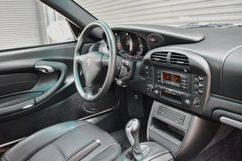 Used 2002 Porsche 911 Carrera image 17
