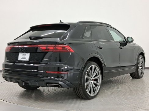 New 2026 Audi Q8 Prestige image 9