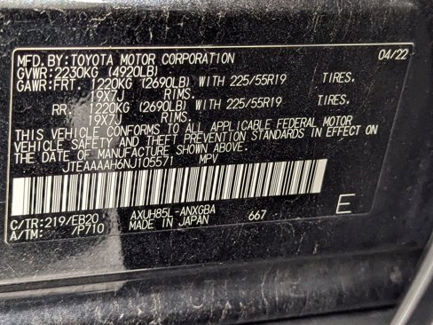 Used 2022 Toyota Venza XLE image 17